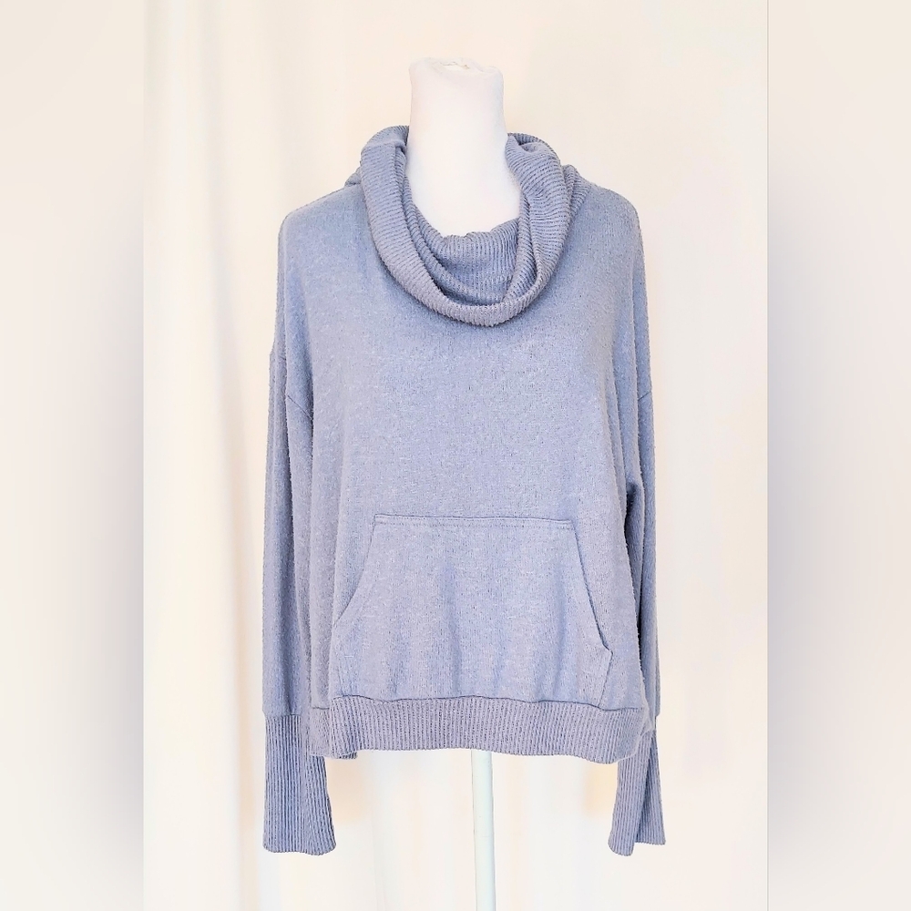 Hippie Rose Long Sleeve Cowl Neck Soft Fuzzy Knit Pullover Blue Size Medium